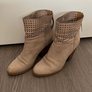 Nine West booties
